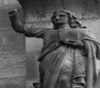 Rosslyn Chapel Statue